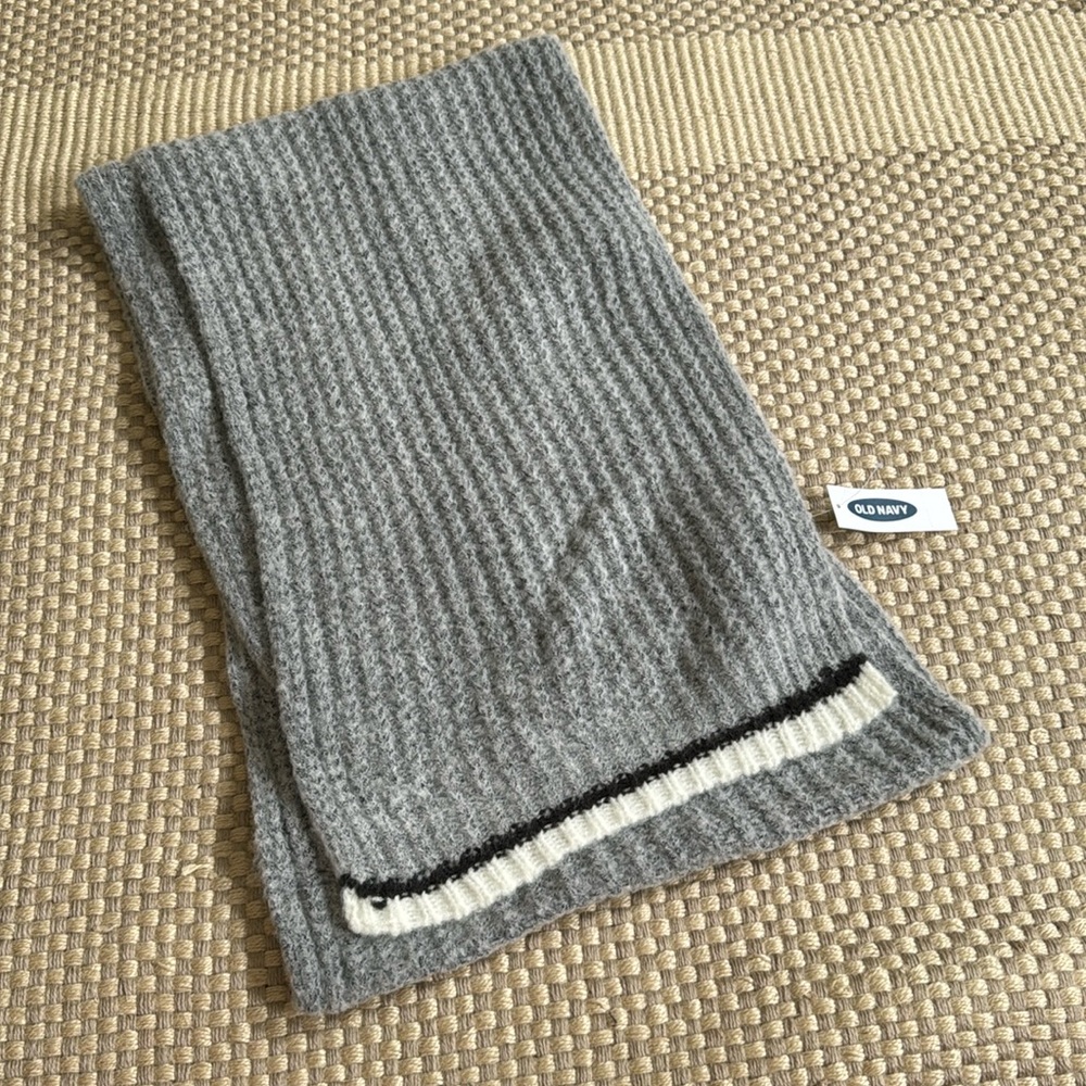 Old Navy Gray Scarf